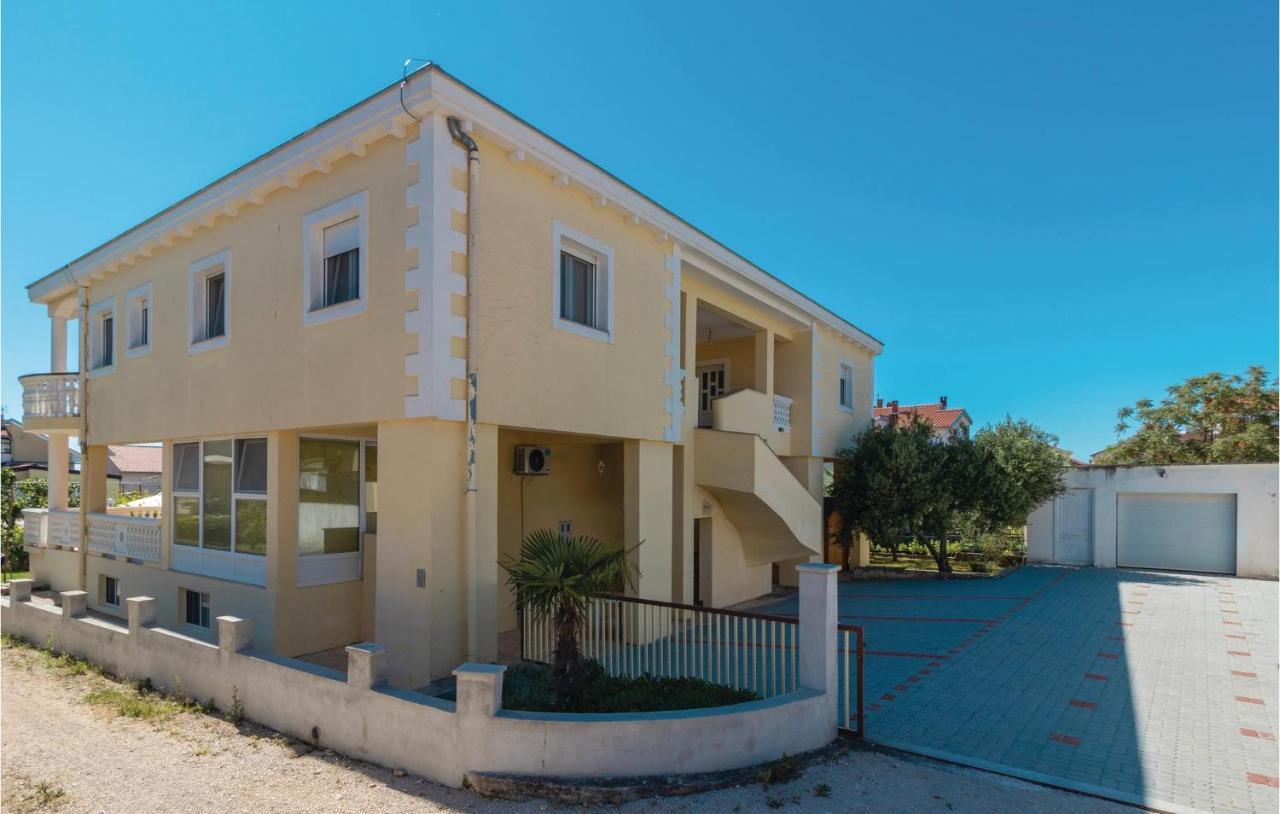 Julija Klovica V Appartement